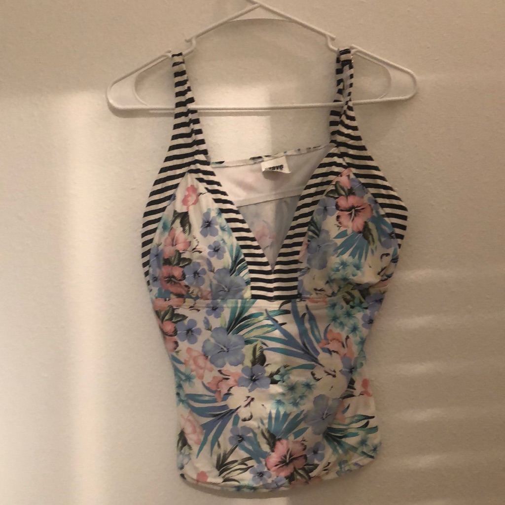 Nwot Bathing Suit Top Nwot